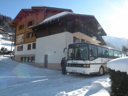 Une navette privée et réservée pour votre groupe - Chalet L'ESCALADE 